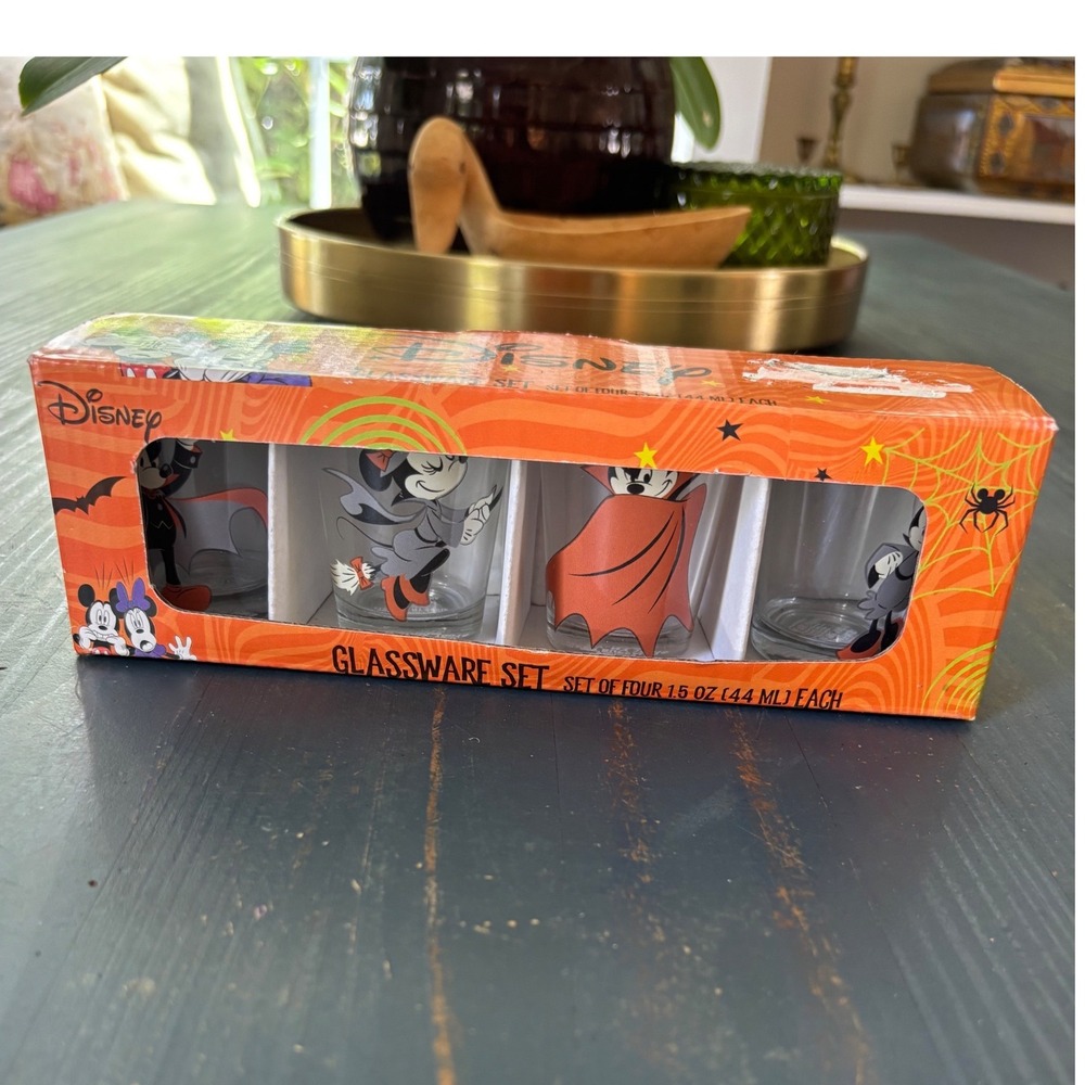 New Disney Halloween Mickey Minnie Mouse Vampire Witch Shot Glass Set 4pc 1.5oz